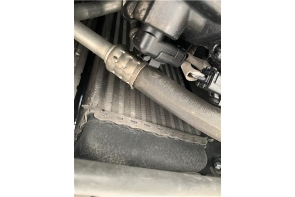 Recambio de intercooler para peugeot 207 1.6 hdi referencia OEM IAM 0384J4  