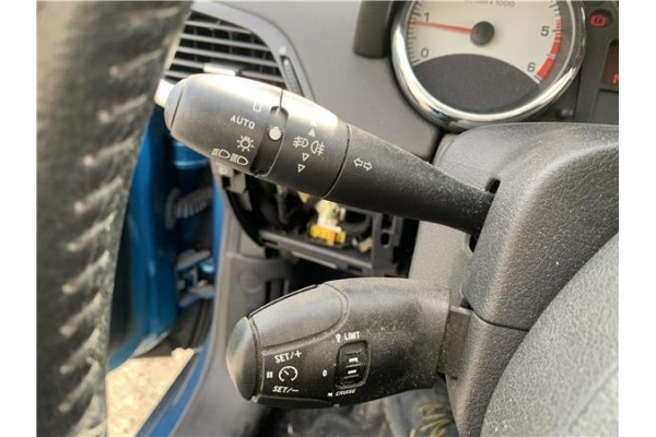 Recambio de mando intermitencia para peugeot 207 1.6 hdi referencia OEM IAM 624252 6242Z6 