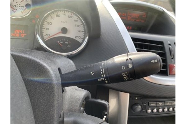 Recambio de mando intermitencia para peugeot 207 1.6 hdi referencia OEM IAM 624252 6242Z6 