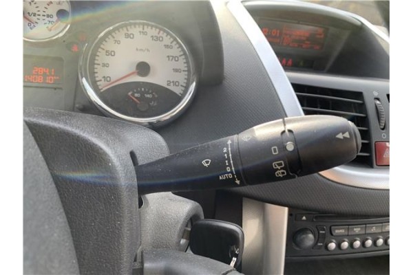 Recambio de mando intermitencia para peugeot 207 1.6 hdi referencia OEM IAM 624252 6242Z6 