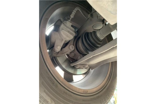 Recambio de mangueta delantero derecha para peugeot 207 1.6 hdi referencia OEM IAM 364790  