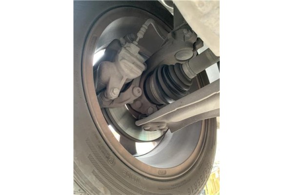 Recambio de mangueta delantero derecha para peugeot 207 1.6 hdi referencia OEM IAM 364790  