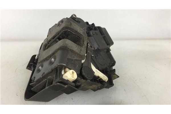 Recambio de cierre electromagnetico trasero derecho para ford mondeo iv turnier 2.0 tdci referencia OEM IAM 6M2AR26412BB 970352 