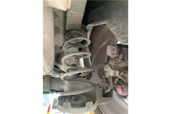 Recambio de muelle amortiguacion para peugeot 207 1.6 hdi referencia OEM IAM 5102P2  
