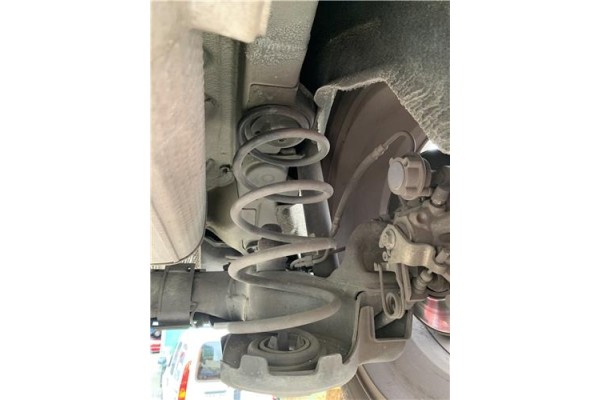 Recambio de muelle amortiguacion para peugeot 207 1.6 hdi referencia OEM IAM 5102P2  