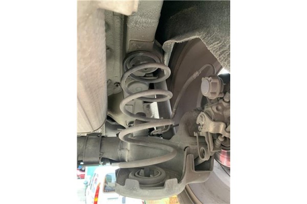 Recambio de muelle amortiguacion para peugeot 207 1.6 hdi referencia OEM IAM 5102P2  