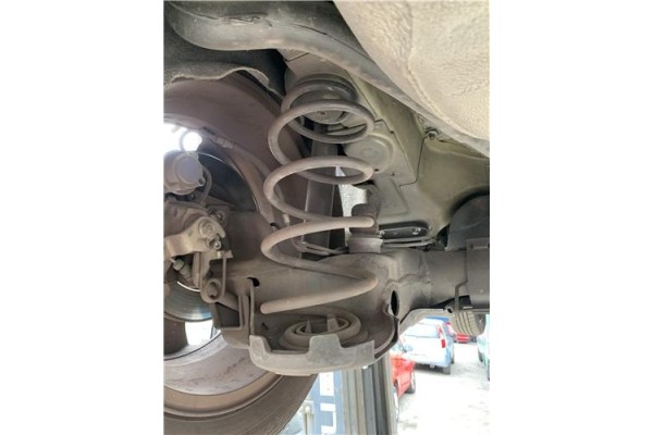 Recambio de muelle amortiguacion para peugeot 207 1.6 hdi referencia OEM IAM 5102P2  
