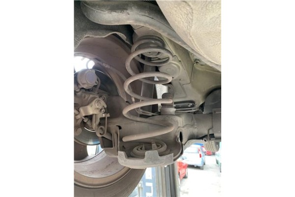 Recambio de muelle amortiguacion para peugeot 207 1.6 hdi referencia OEM IAM 5102P2  