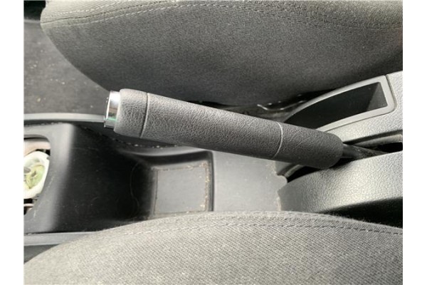 Recambio de palanca freno de mano para peugeot 207 1.6 hdi referencia OEM IAM 4701C4 98062966ZD 