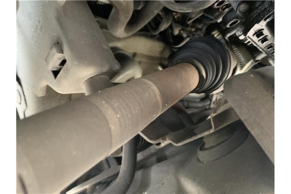 Recambio de palier delantero derecho para peugeot 207 1.6 hdi referencia OEM IAM 8NN22 3679704 