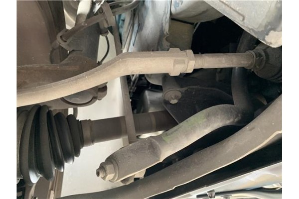 Recambio de palier delantero derecho para peugeot 207 1.6 hdi referencia OEM IAM 8NN22 3679704 