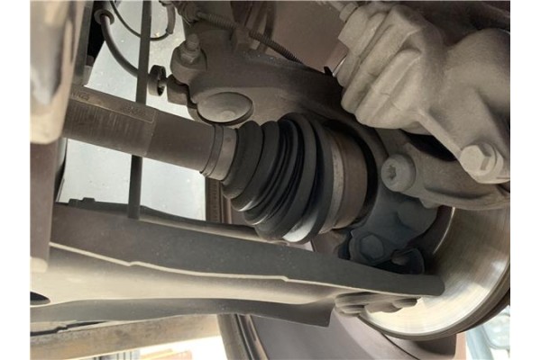 Recambio de palier delantero izquierdo para peugeot 207 1.6 hdi referencia OEM IAM 3272LE 3272LG 