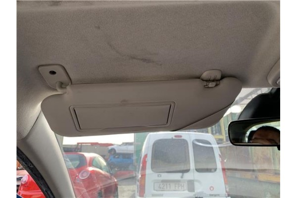 Recambio de parasol izquierdo para peugeot 207 1.6 hdi referencia OEM IAM 16064159BJ  