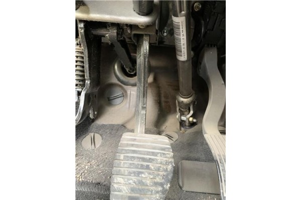 Recambio de pedal freno para peugeot 207 1.6 hdi referencia OEM IAM 4501W5 4501AR 