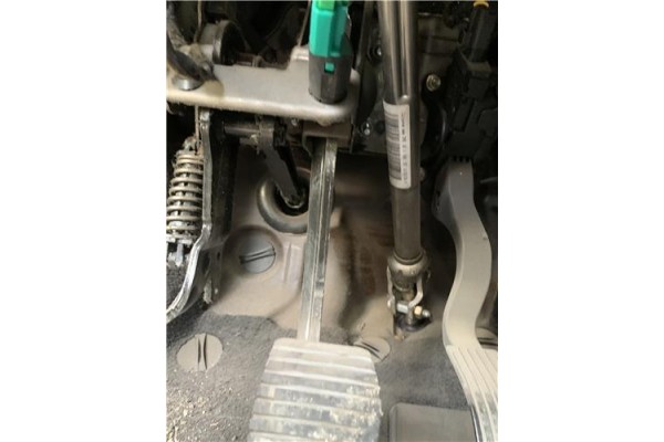 Recambio de pedal freno para peugeot 207 1.6 hdi referencia OEM IAM 4501W5 4501AR 