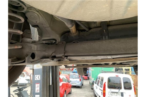 Recambio de puente trasero para peugeot 207 1.6 hdi referencia OEM IAM 5148V2  