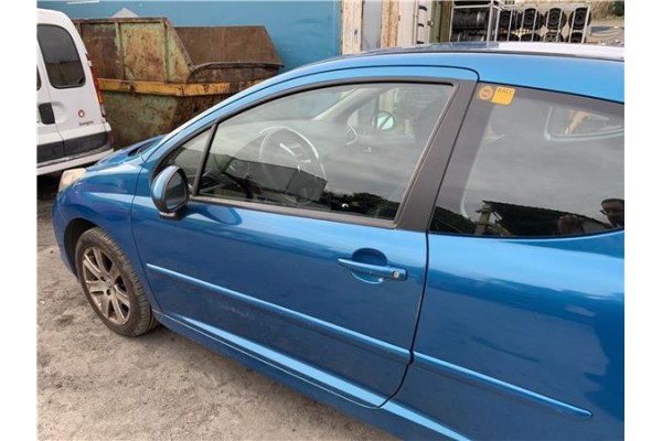 Recambio de puerta delantero izquierda para peugeot 207 1.6 hdi referencia OEM IAM 9002AN  