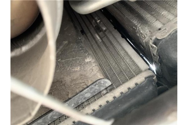 Recambio de radiador para peugeot 207 1.6 hdi referencia OEM IAM 1330P9  