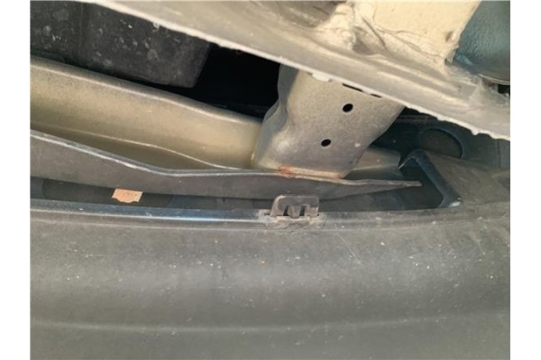 Recambio de refuerzo paragolpes trasero para peugeot 207 1.6 hdi referencia OEM IAM 742202  