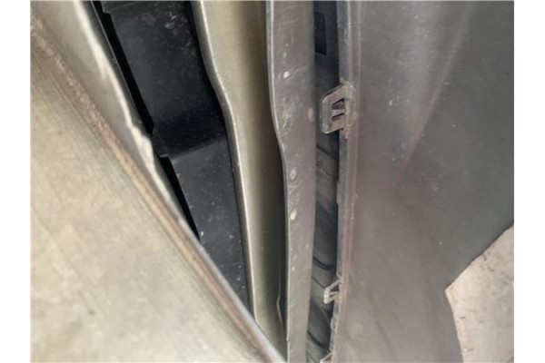 Recambio de refuerzo paragolpes trasero para peugeot 207 1.6 hdi referencia OEM IAM 742202  