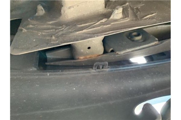 Recambio de refuerzo paragolpes trasero para peugeot 207 1.6 hdi referencia OEM IAM 742202  