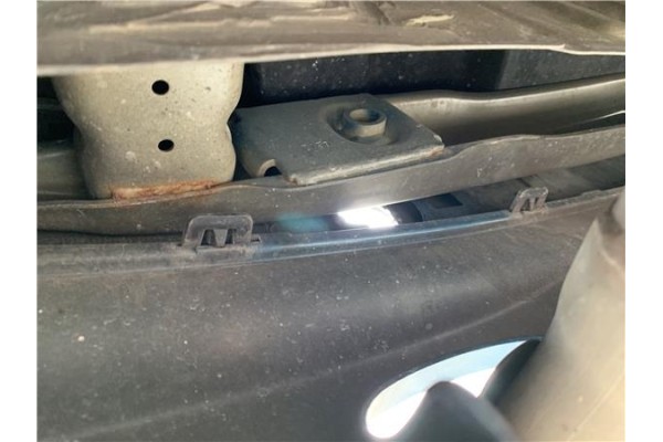 Recambio de refuerzo paragolpes trasero para peugeot 207 1.6 hdi referencia OEM IAM 742202  