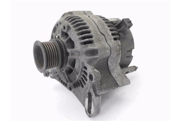 Recambio de alternador para seat ibiza (6k3) 1.4 referencia OEM IAM 123310020 028903025G 