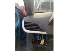 Recambio de rejilla entrada de aire para peugeot 207 1.6 hdi referencia OEM IAM 8265V5 8265LX 