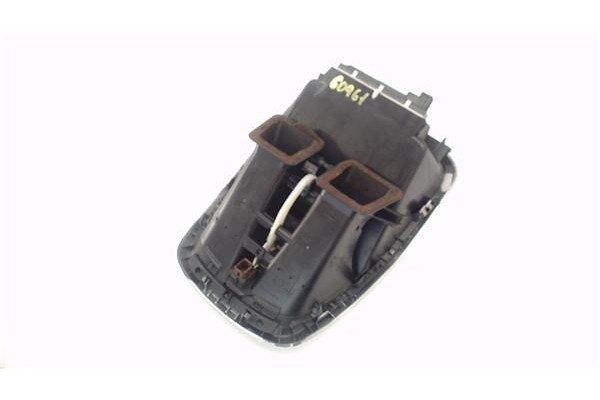 Recambio de rejilla entrada de aire para peugeot 207 1.6 hdi referencia OEM IAM 9650068177 A1099814 