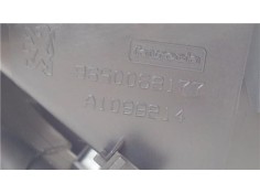 Recambio de rejilla entrada de aire para peugeot 207 1.6 hdi referencia OEM IAM 9650068177 A1099814 