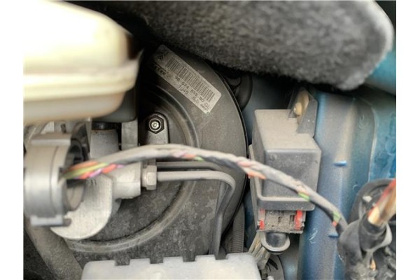 Recambio de servofreno para peugeot 207 1.6 hdi referencia OEM IAM 9657455580 68081 