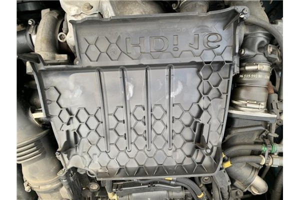 Recambio de tapa motor para peugeot 207 1.6 hdi referencia OEM IAM 9659999980 9659999880 