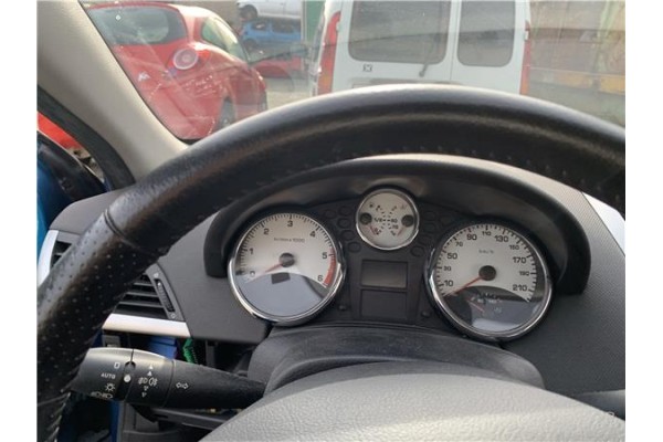 Recambio de volante para peugeot 207 1.6 hdi referencia OEM IAM 4109GX 4109LP 