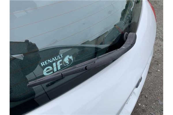 Recambio de brazo limpiaparabrisas trasero para renault clio iii 1.5 dci (c/br1g) referencia OEM IAM 7701059392  