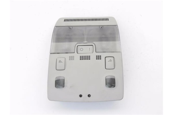 Recambio de luz delantero central techo para seat exeo st (3r5) 2.0 reference referencia OEM IAM 8E0947135D 8E0951177 