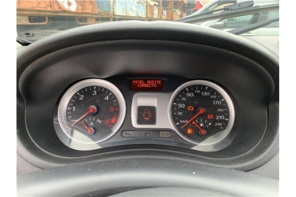 Recambio de cuadro completo para renault clio iii 1.5 dci (c/br1g) referencia OEM IAM 8200582707 8200761863 