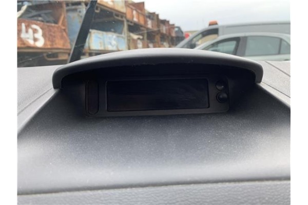 Recambio de display para renault clio iii 1.5 dci (c/br1g) referencia OEM IAM 8200755150  