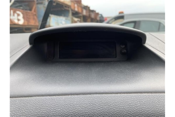 Recambio de display para renault clio iii 1.5 dci (c/br1g) referencia OEM IAM 8200755150  