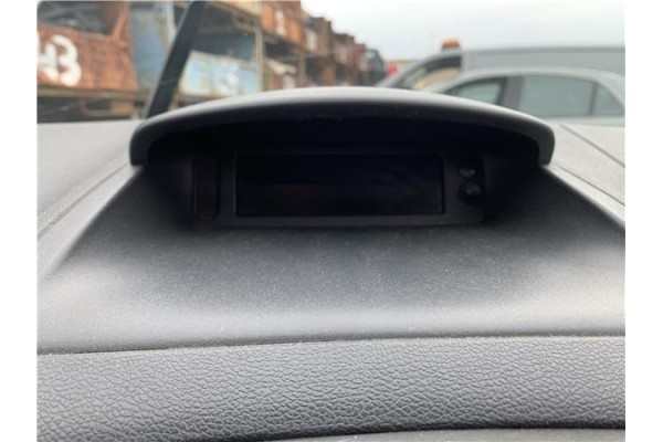 Recambio de display para renault clio iii 1.5 dci (c/br1g) referencia OEM IAM 8200755150  