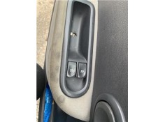 MANDO ELEVALUNAS DELANTERO IZQUIERDO 8200214939 