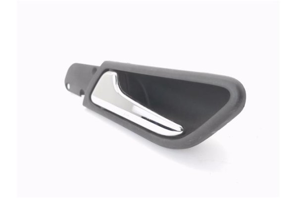 Recambio de manilla int. puerta trasero izquierda para mercedes-benz clase a (bm 169) 1.5 a 150 (169.031) referencia OEM IAM A16