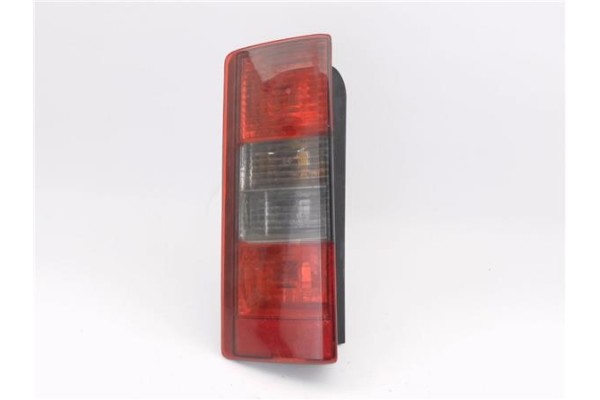 Recambio de piloto trasero izquierdo para opel combo (corsa c) 1.3 cdti 16v referencia OEM IAM E95302  
