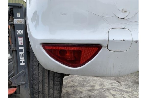 Recambio de piloto antiniebla trasero izquierdo para renault clio iii 1.5 dci (c/br1g) referencia OEM IAM 8200776116  