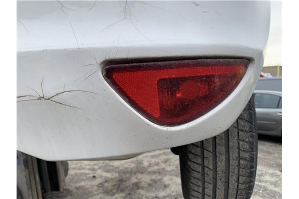 Recambio de piloto antiniebla trasero derecho para renault clio iii 1.5 dci (c/br1g) referencia OEM IAM 8200776054  