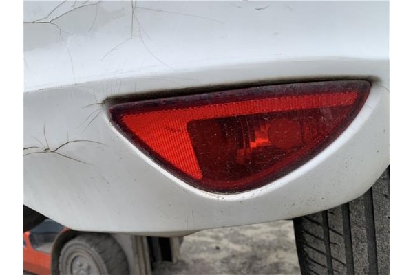 Recambio de piloto antiniebla trasero derecho para renault clio iii 1.5 dci (c/br1g) referencia OEM IAM 8200776054  