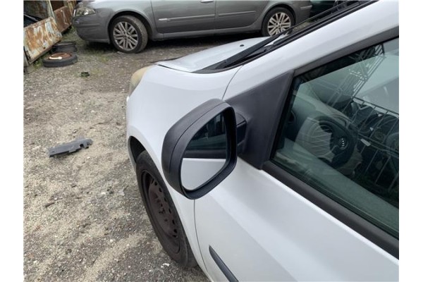 Recambio de retrovisor izquierdo para renault clio iii 1.5 dci (c/br1g) referencia OEM IAM 7701061190  