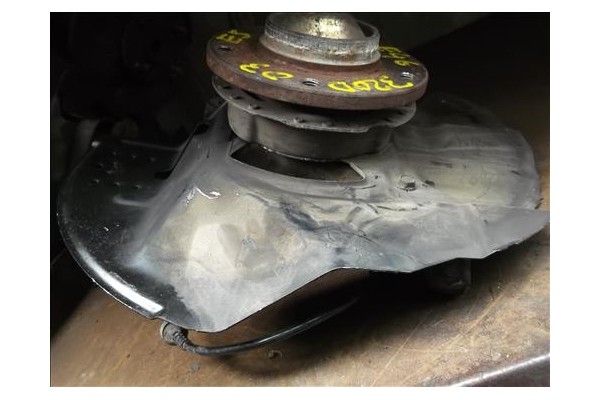 Recambio de mangueta delantero izquierda para bmw serie 3 berlina (e46) 2.0 320d referencia OEM IAM   