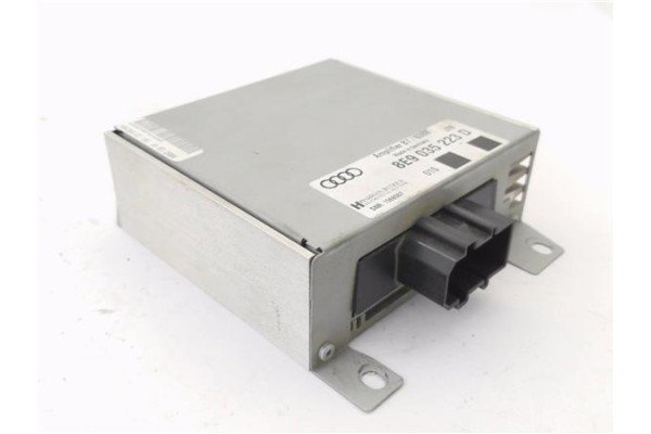 Recambio de amplificador sonido para seat exeo st (3r5) 2.0 reference referencia OEM IAM 8E9035223D  