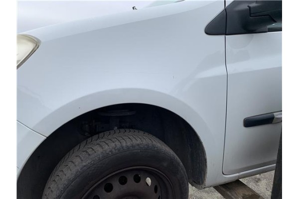 Recambio de aleta delantero izquierda para renault clio iii 1.5 dci (c/br1g) referencia OEM IAM 7701476104 8200325170 