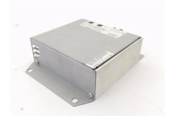 Recambio de amplificador sonido para seat exeo st (3r5) 2.0 reference referencia OEM IAM 8E9035223D  